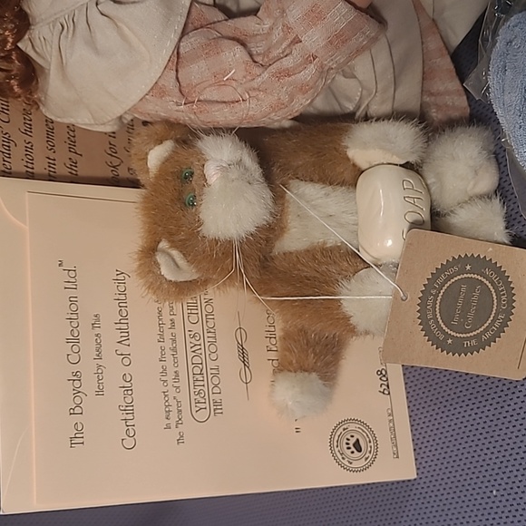 Boyds Yesterdays' Child Limited Edition Wendy Wash Day 4909 Doll - Picture 2 of 10